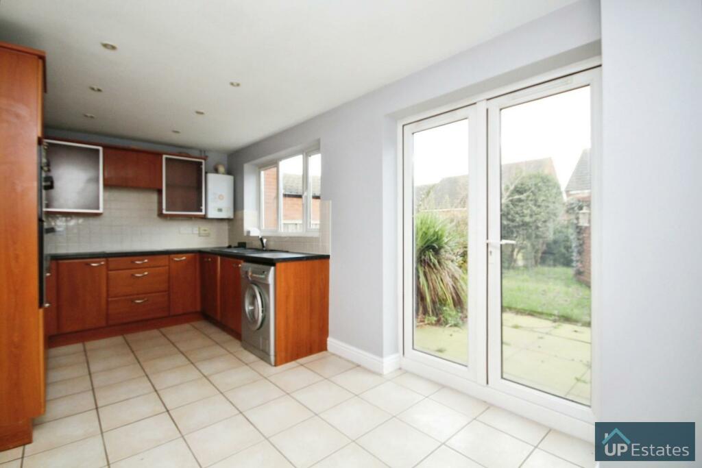 KITCHEN/ DINER
