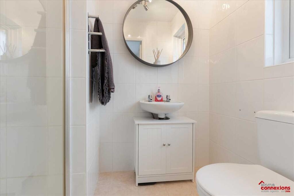 En-Suite (1)