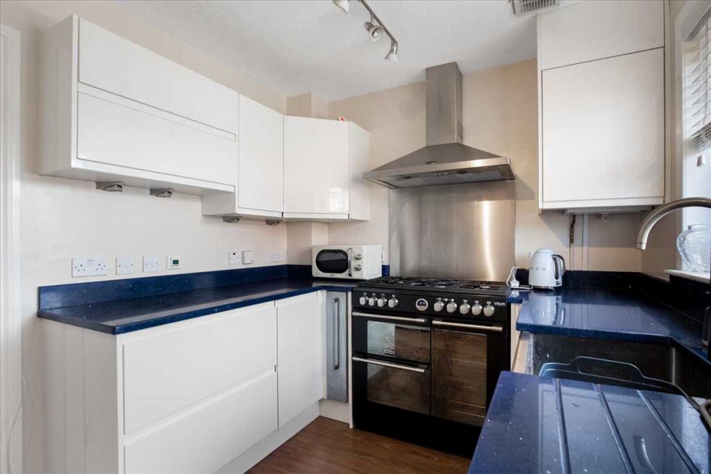 Kitchen (2)
