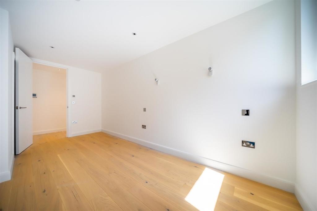 Flat-3-252-Finchley-Road-6.jpg