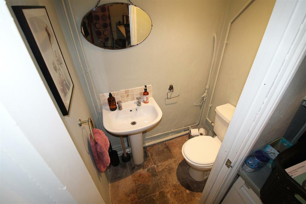 Downstairs Cloakroom-Basement