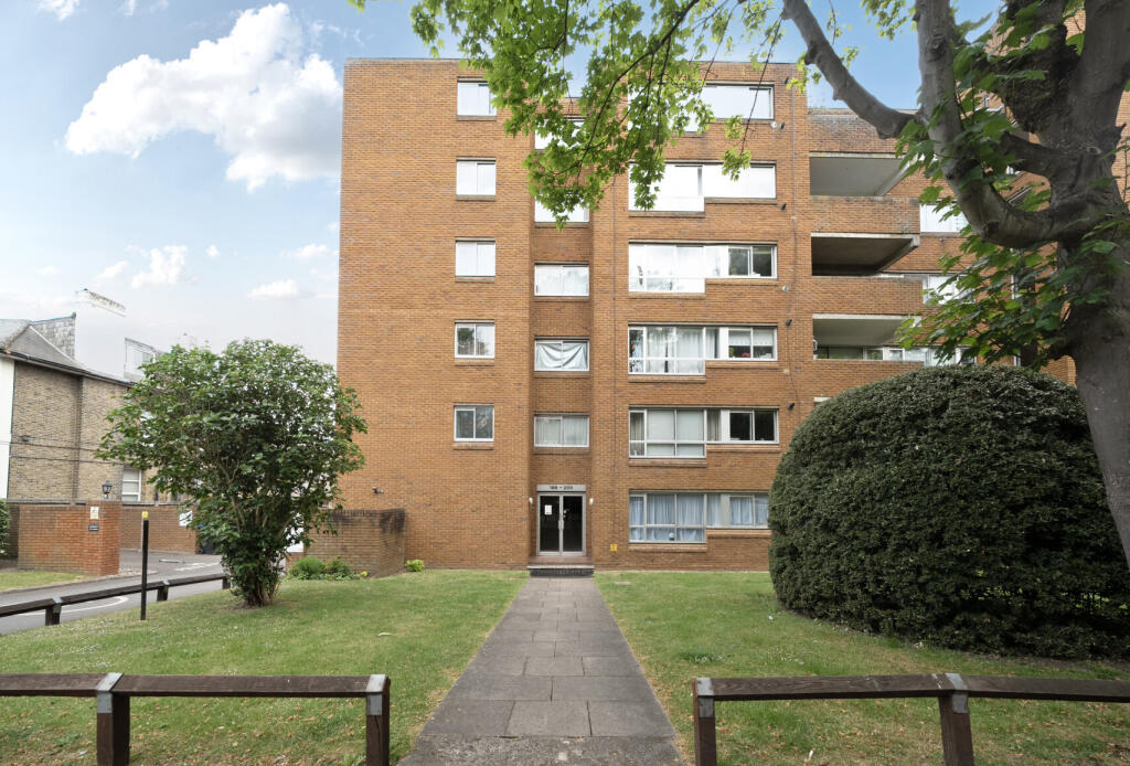 52-681c743cc4090-...