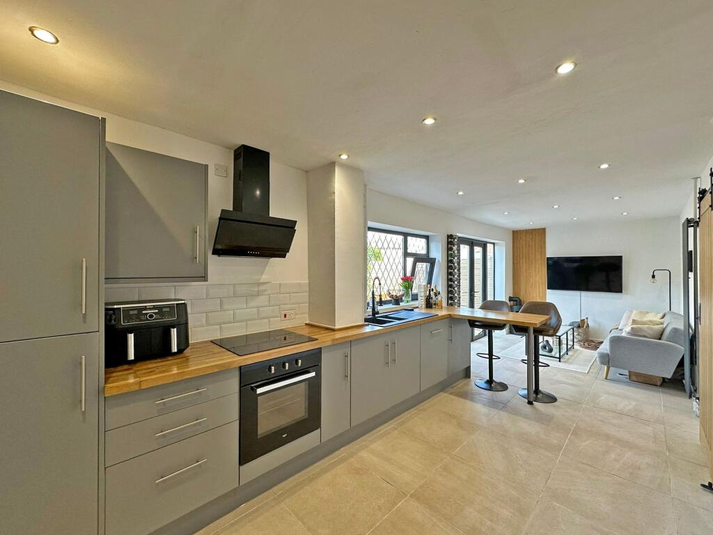 Living Kitchen