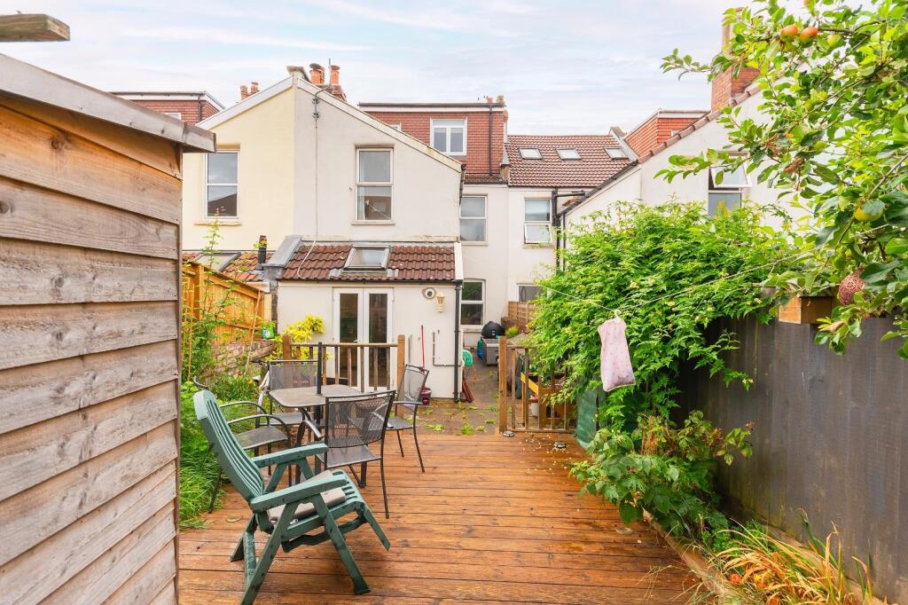 2W4RKE - External C.jpg