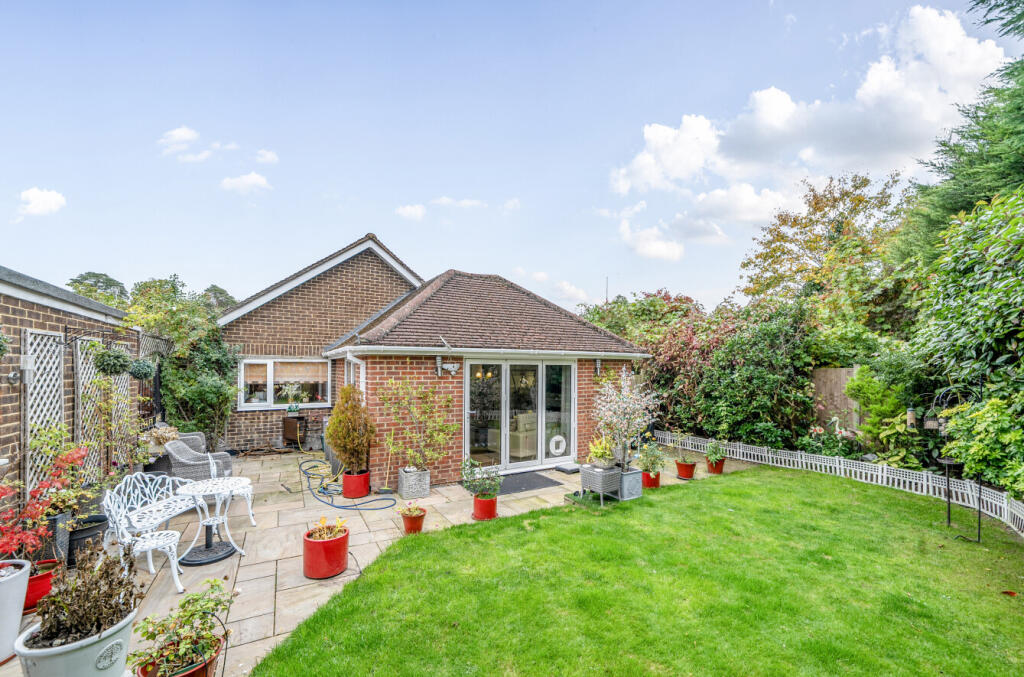 1369267-11-68ee65...