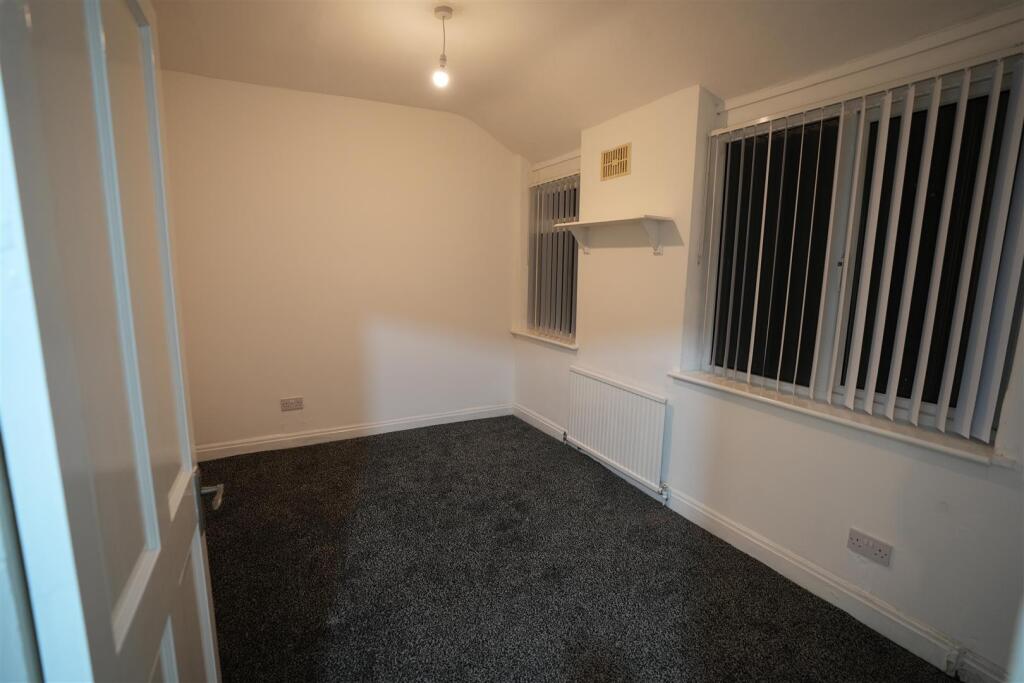 WhatsApp Image 2025-09-23 at 11.00.37.jpeg