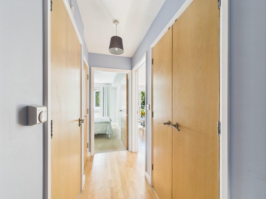 CAM02089G0-PR0534...