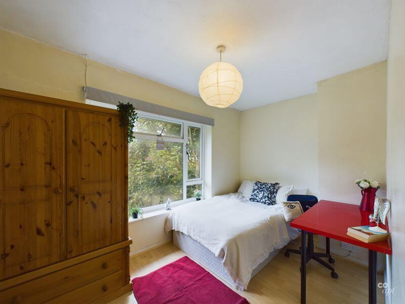 room 4 