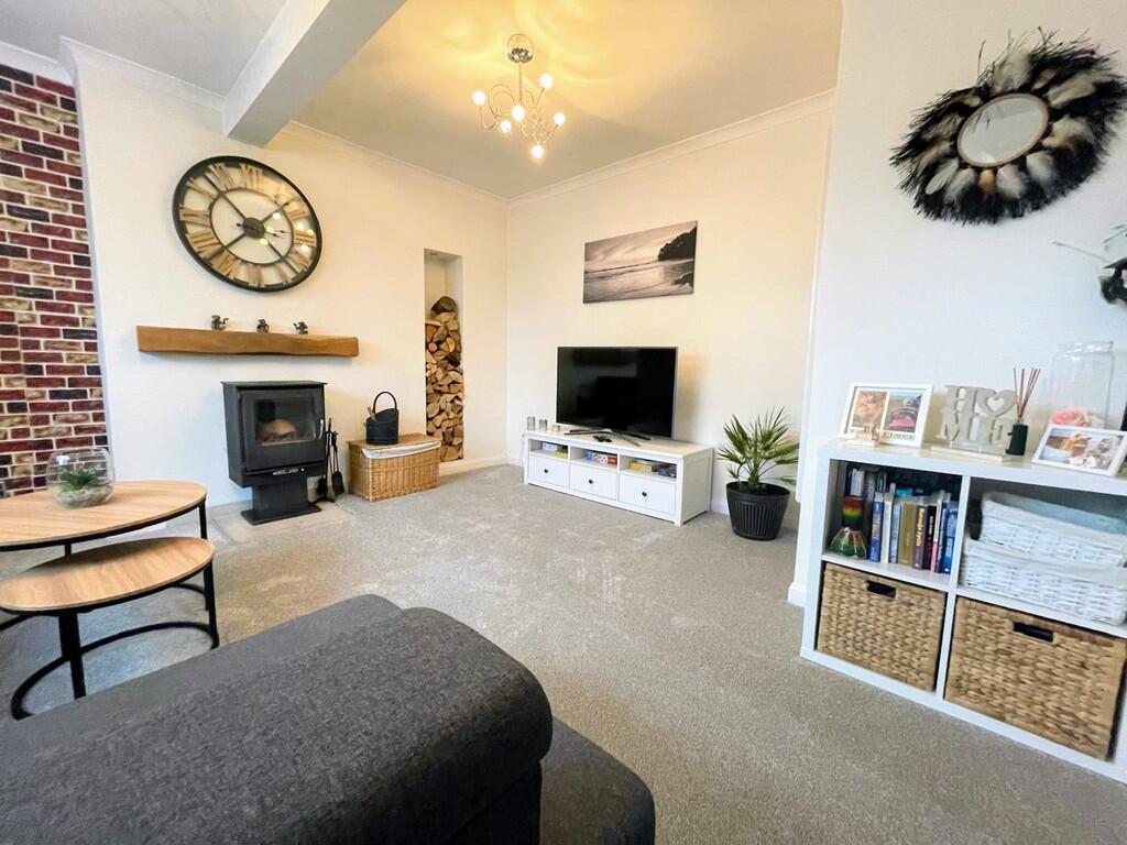 IMG-20250303-WA00...