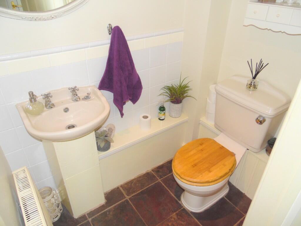 DOWNSTAIRS CLOAKROOM