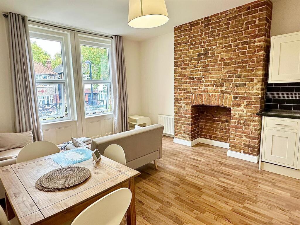 WhatsApp Image 2025-09-18 at 5.21.29 PM (1).jpeg