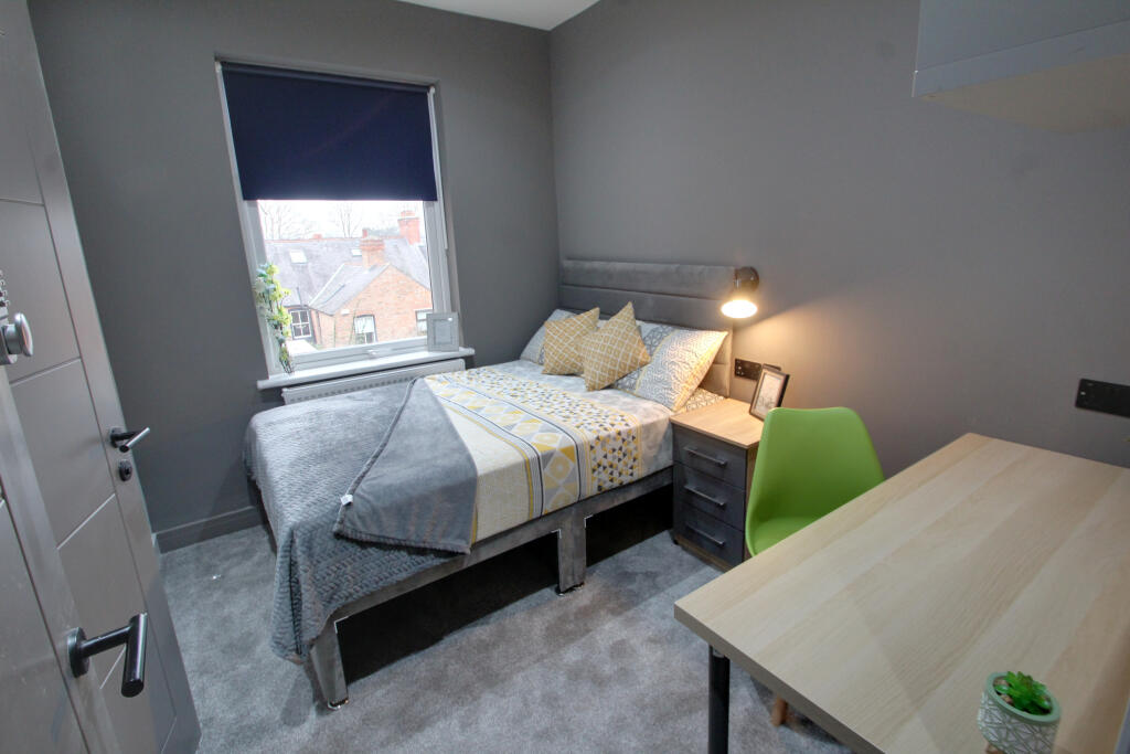 Room 5 Ensuite
