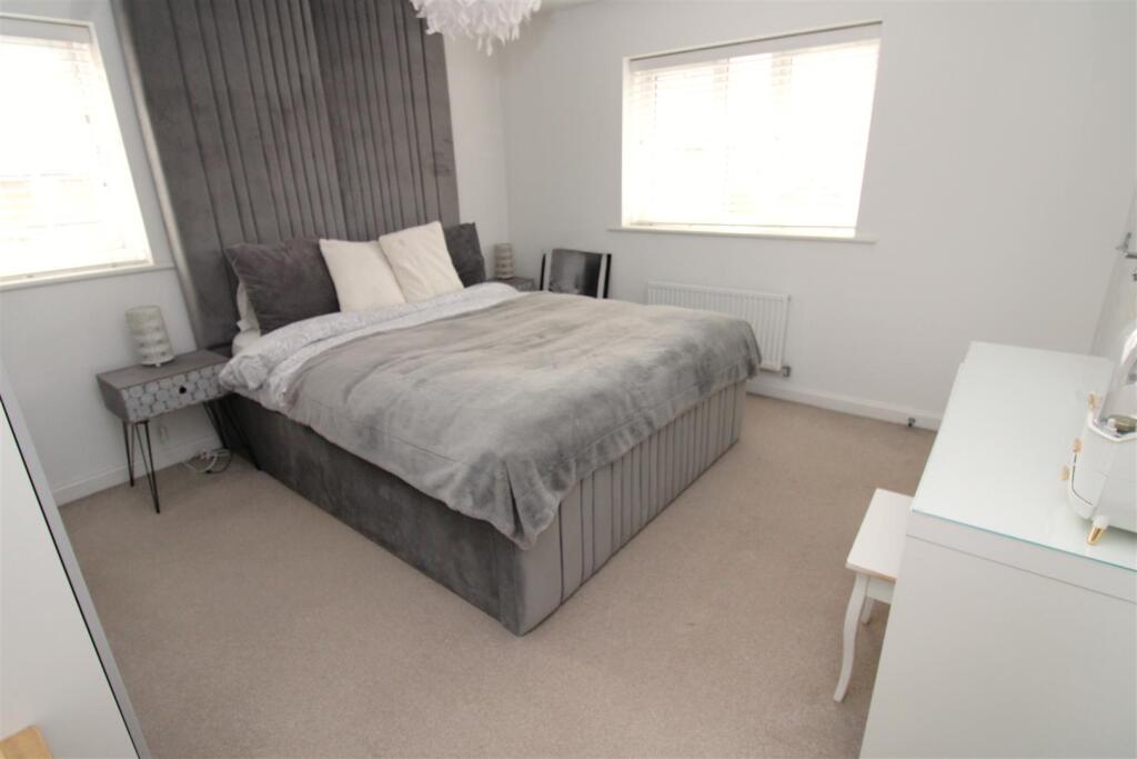 Bedroom 1...JPG
