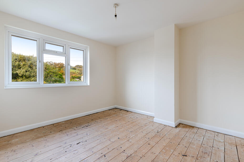 A18 - 3 Orchard View, Frogmore - 251014