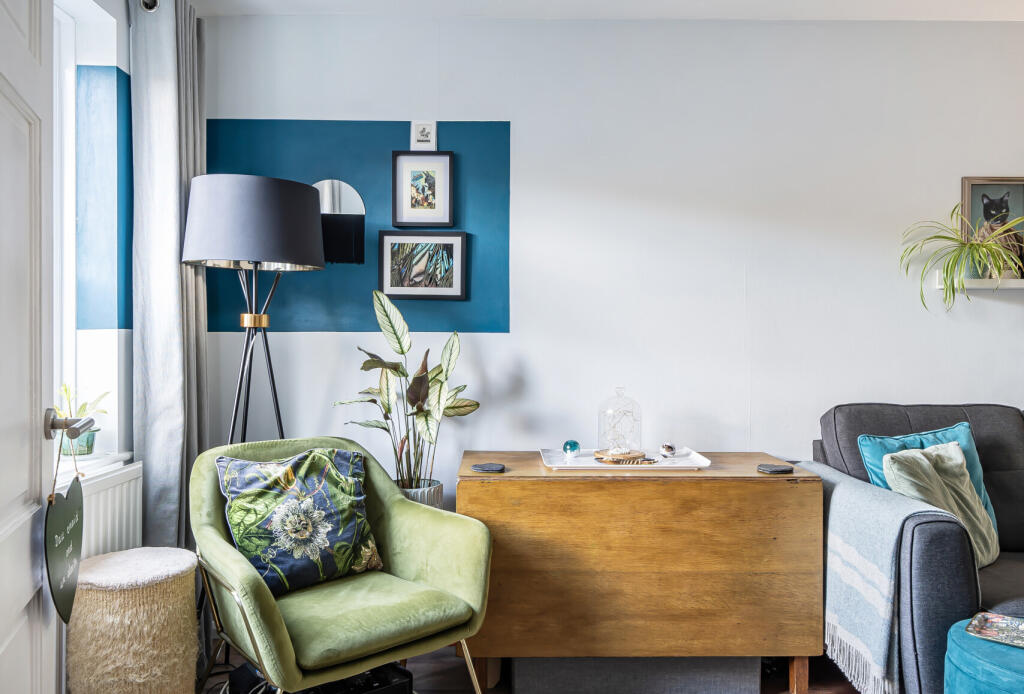 1384549-10-6925cf...