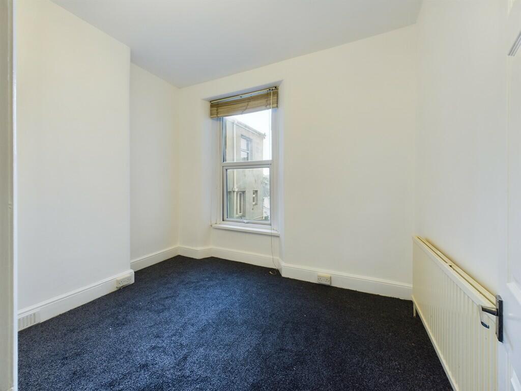 CAM03974G0-PR0073...