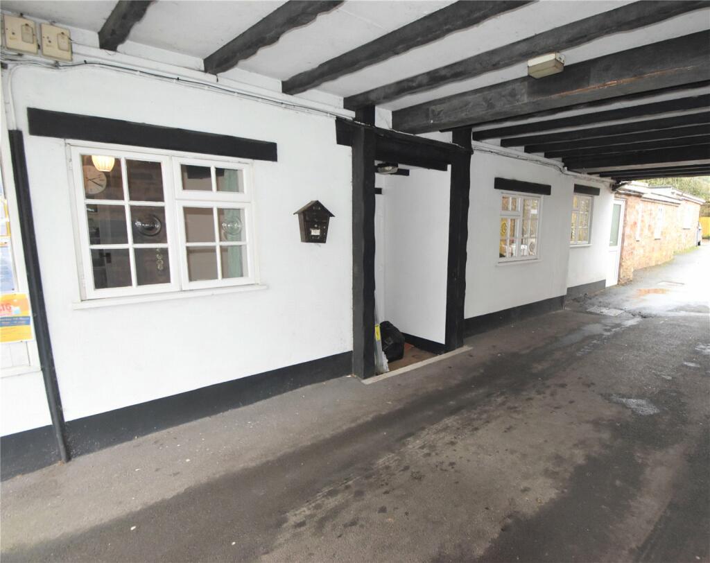 Seddons Bampton
