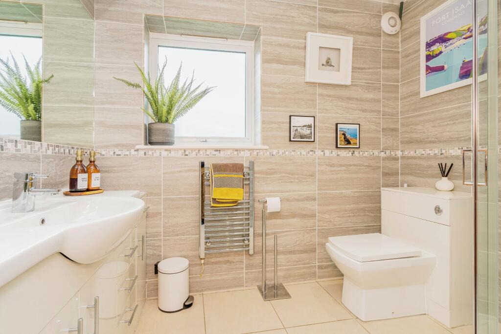 Downstairs Cloakroom
