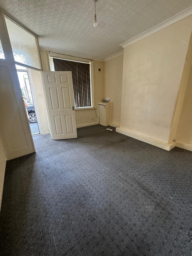 243590 RX587393 IMG 05 0000 T202512111720.jpeg