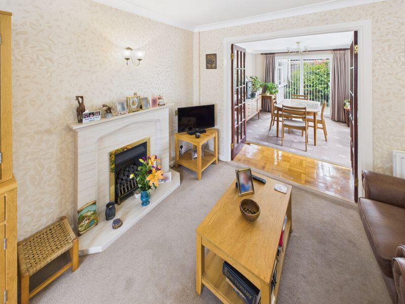 LOUNGE TO DINING ROOM