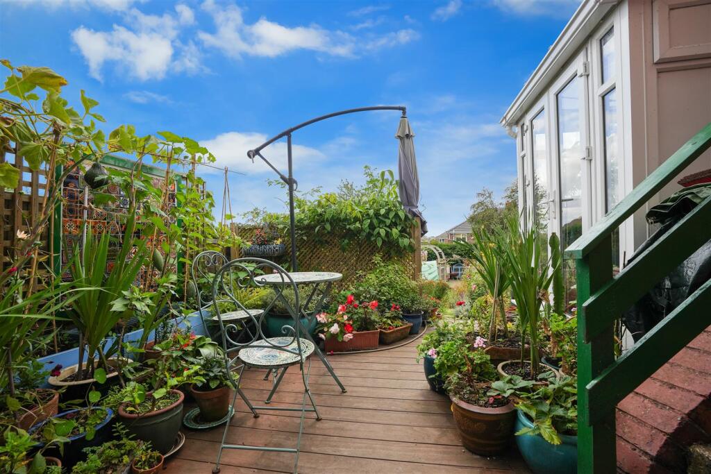 GARDEN