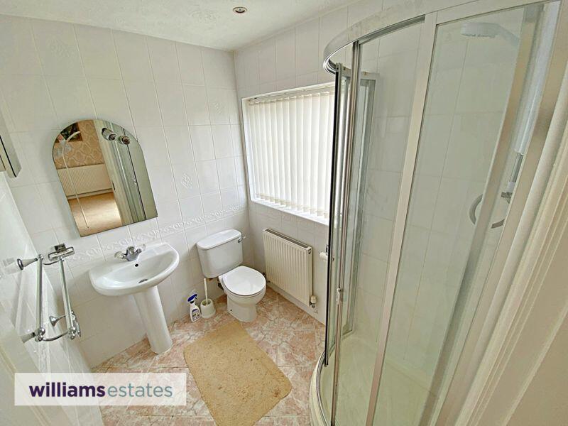 bed 2 en-suite