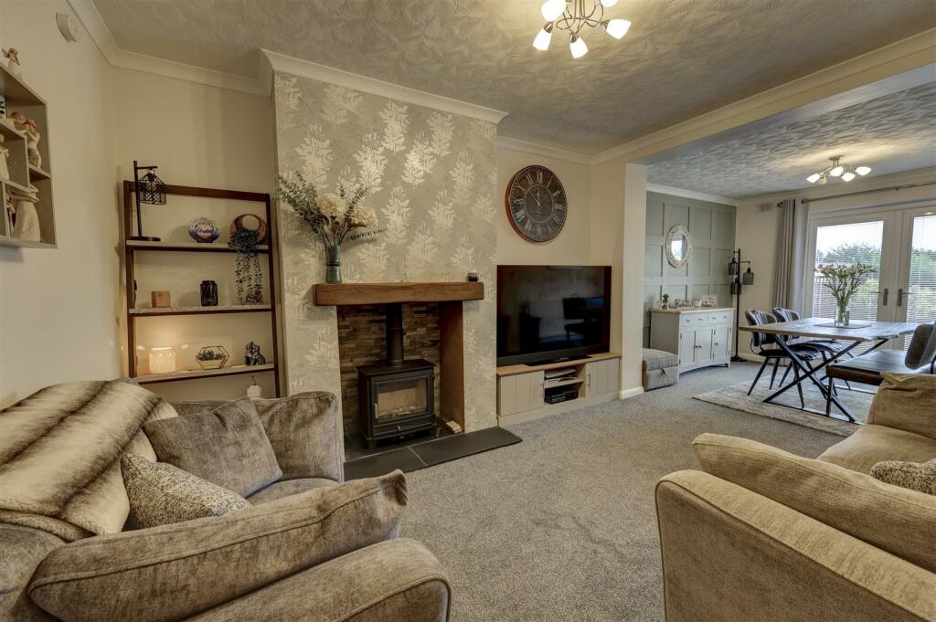 Dining &amp; Living Room