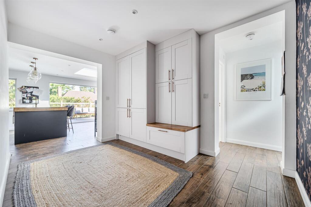 Kitchen / dining room