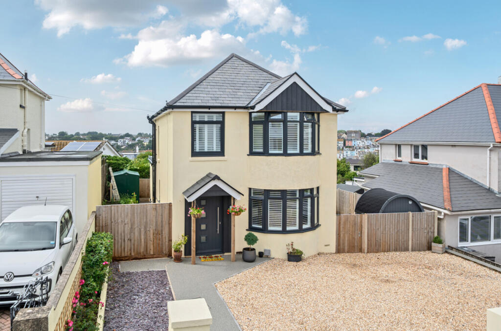 1310052-1-684af21...