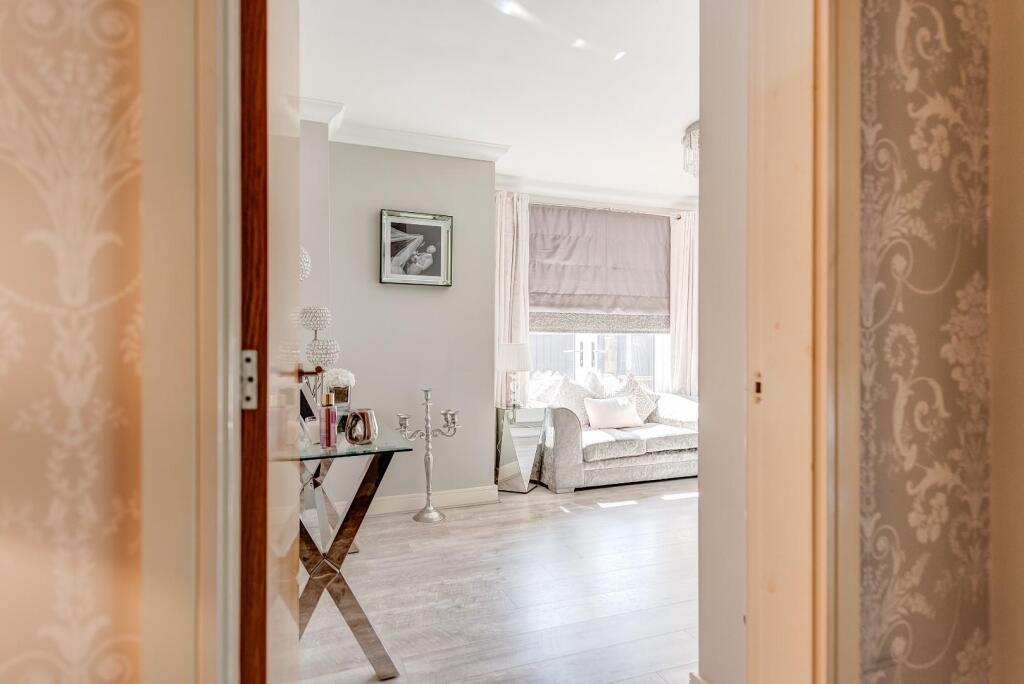 1ScholesLane(Interior)(4of32).jpg