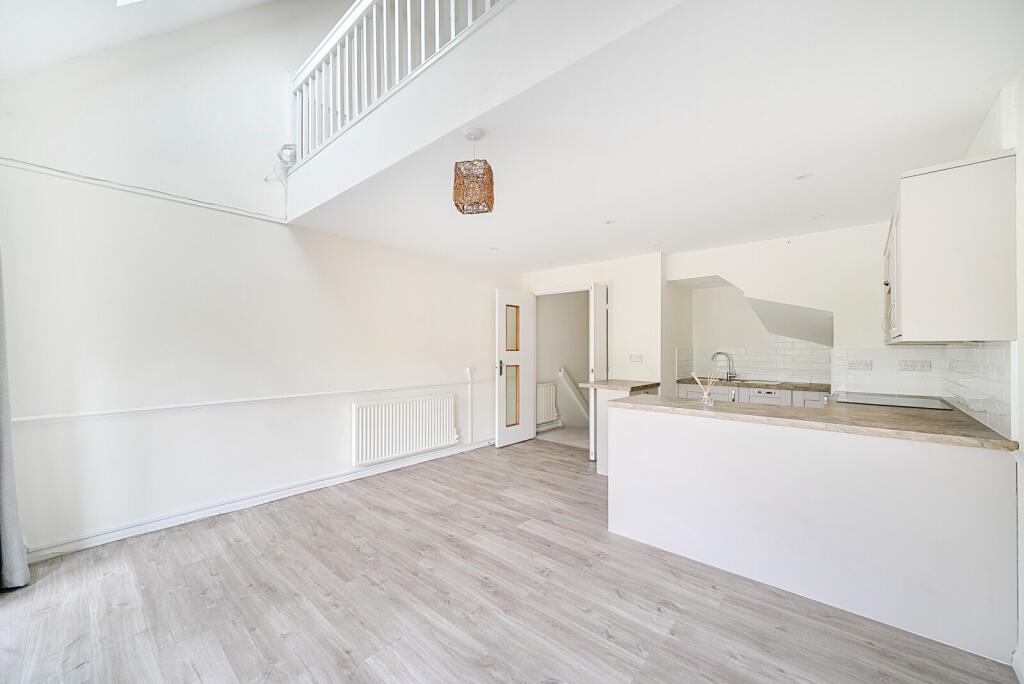 1298365-9-682dae9...