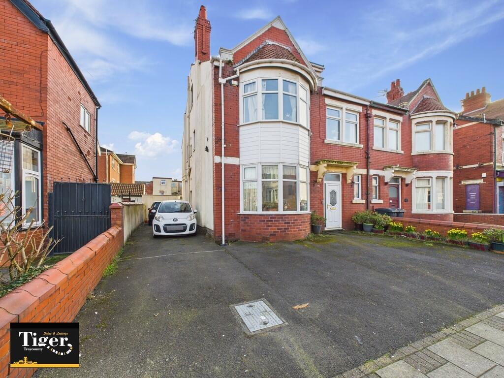 CAM03440G0-PR0270...