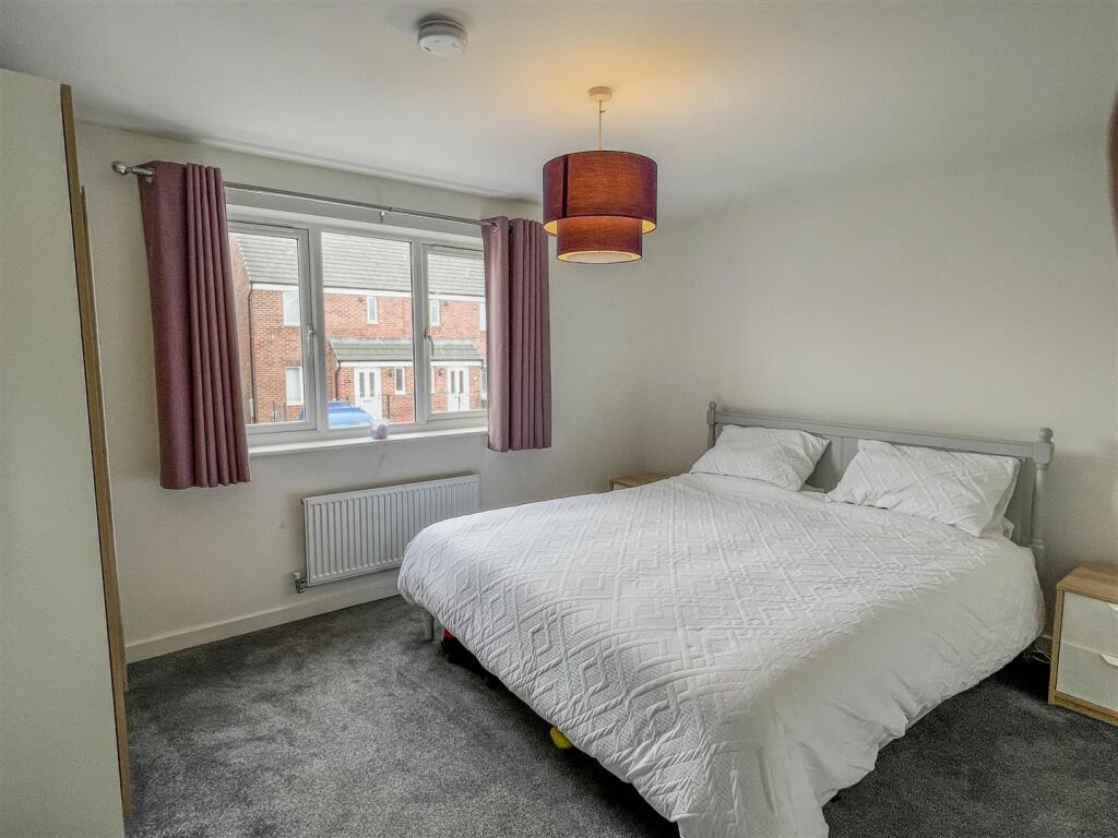44 Tasker Way Photo-Bedroom 1.2.jpg