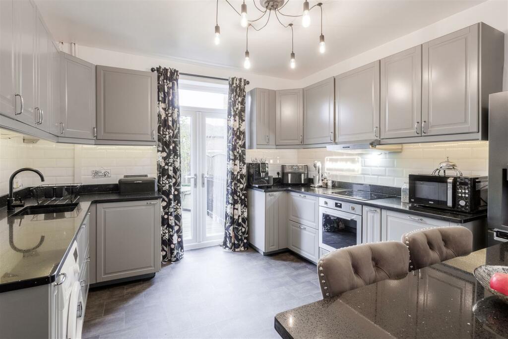 28 Coleshill Road, Atherstone