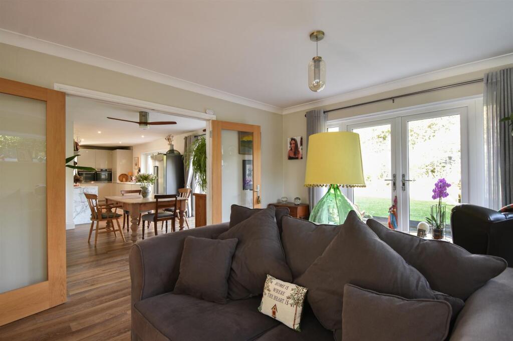 Living room/kitchen/diner