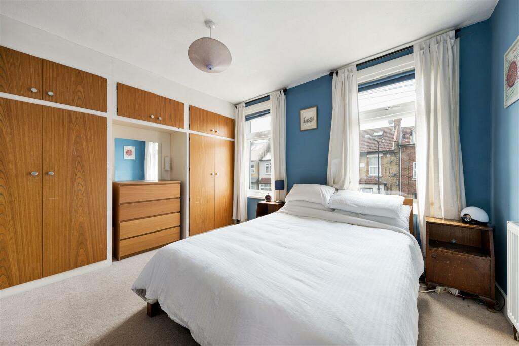 St. John's Road E17