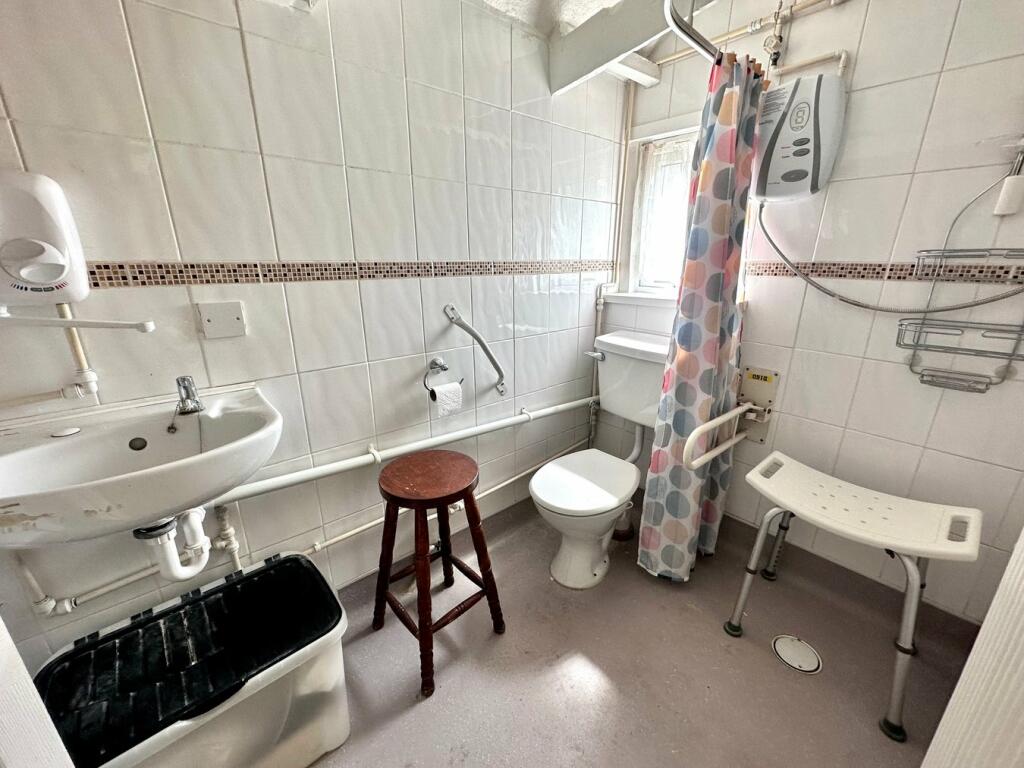 Ground Floor Shower Room