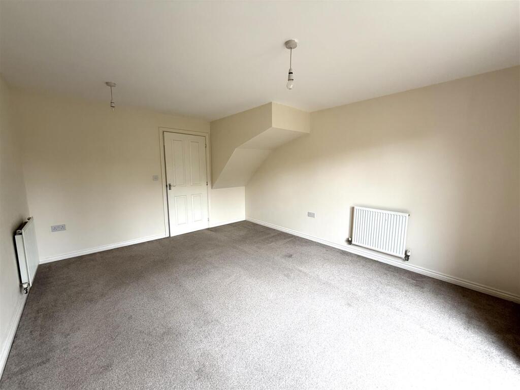 37 levett lounge.jpeg