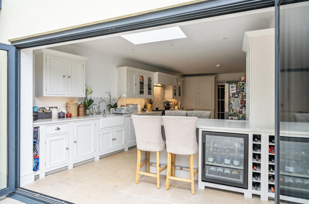 13423471668a615237f660