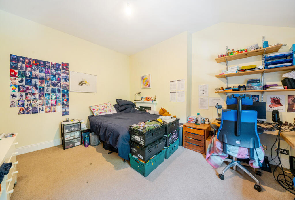 1320045-11-6874da...