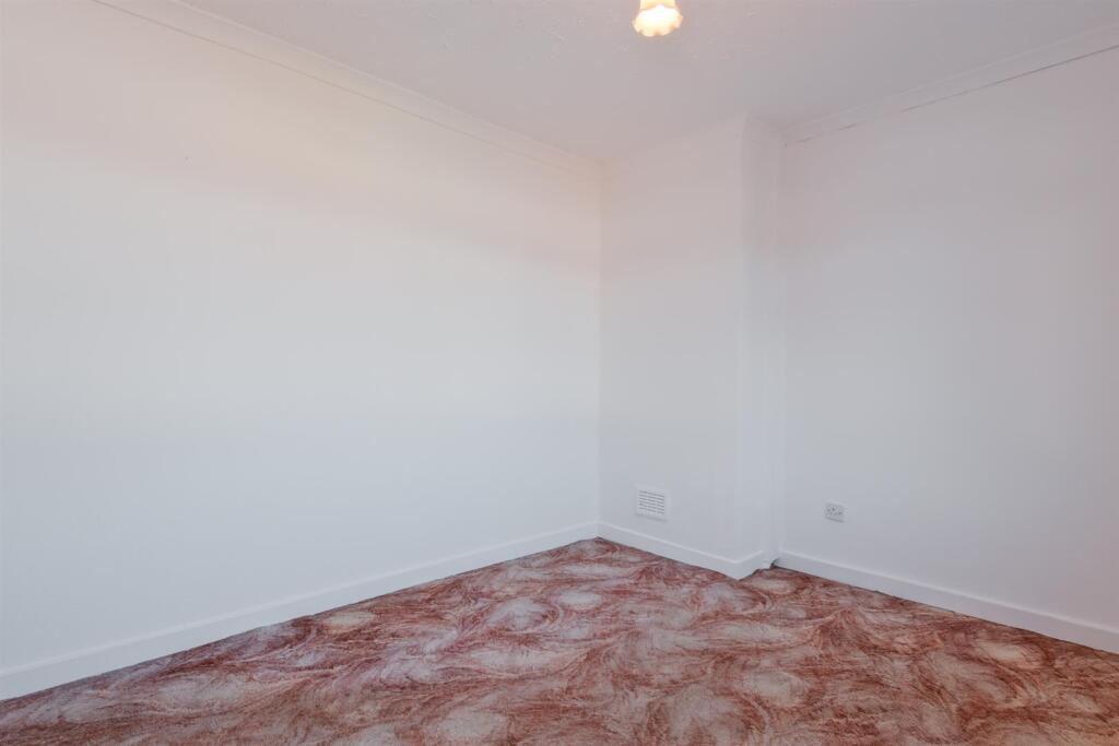 034-11 Hillhead Crescent Motherwell ML1 4AE.jpg
