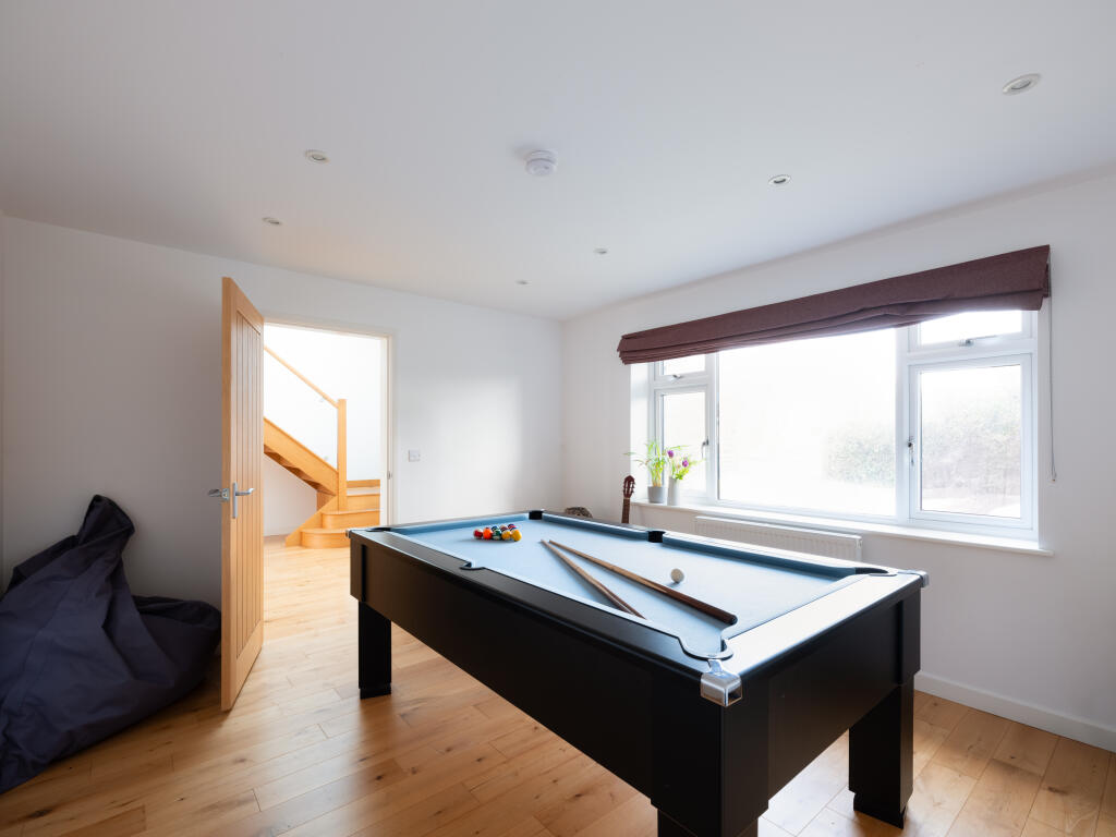 67b5ee6fc6e0e_High Croft-44