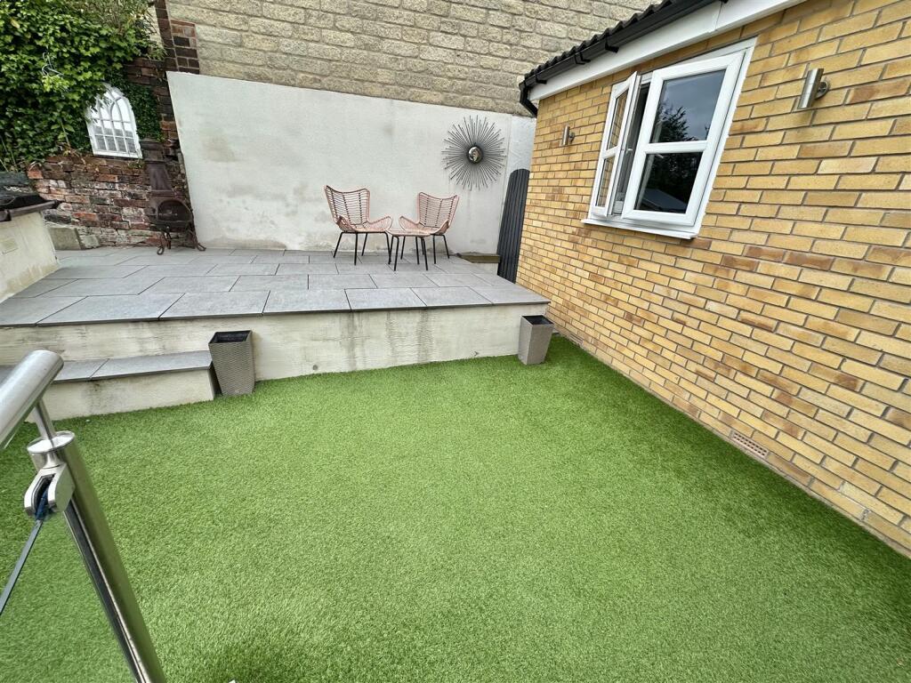 Bramleys Estate Agents - Park Avenue - Liversedge 