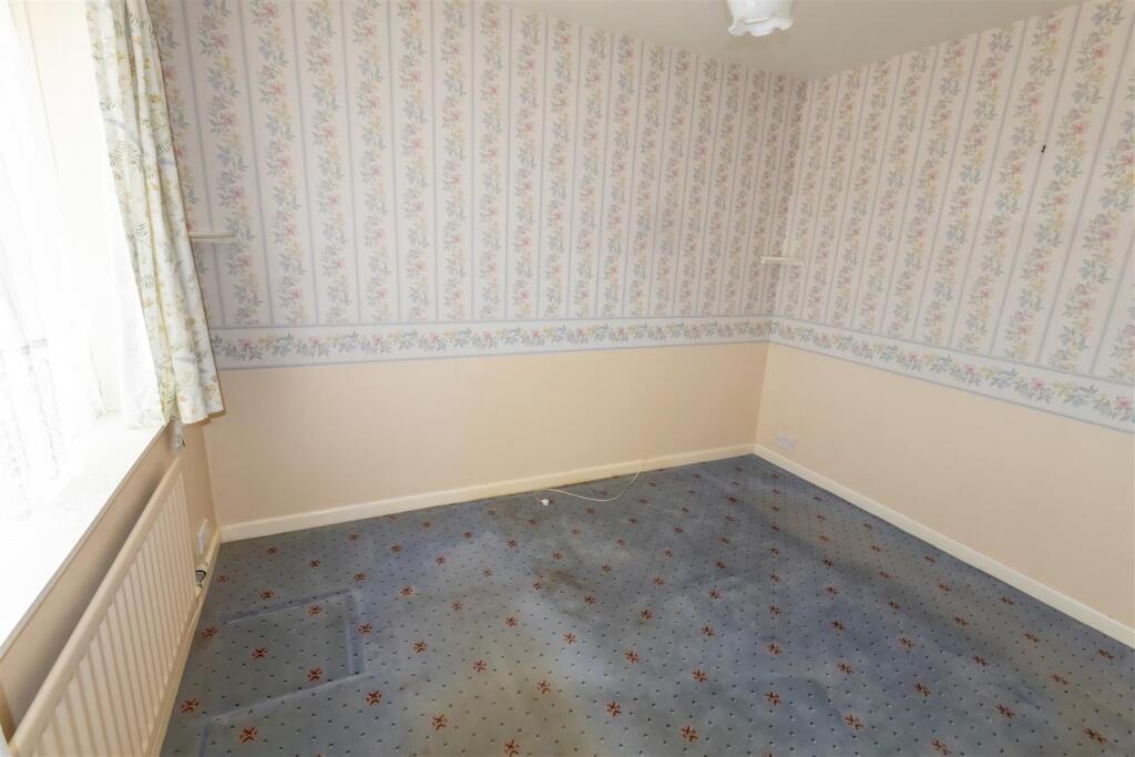 Walnut Drive-24 - t.jpeg