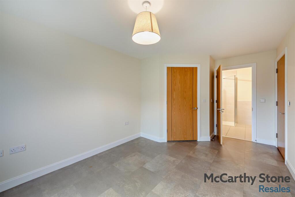 8664484-interior03-800.jpg