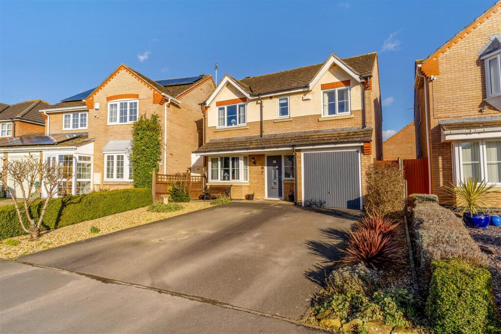 2 Hall Drive (Swineshead)-2.jpg