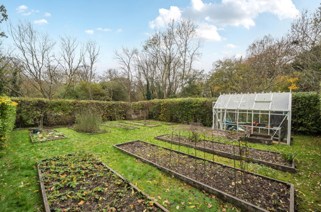 1381143-22-691363...