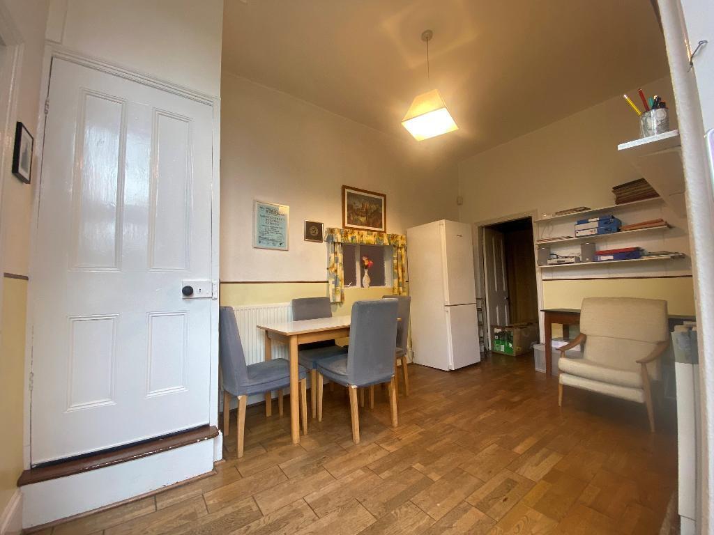 Breakfast Room