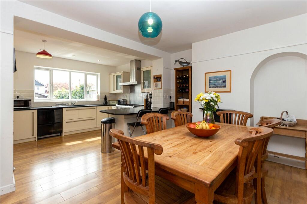 Dining Area/Kitchen