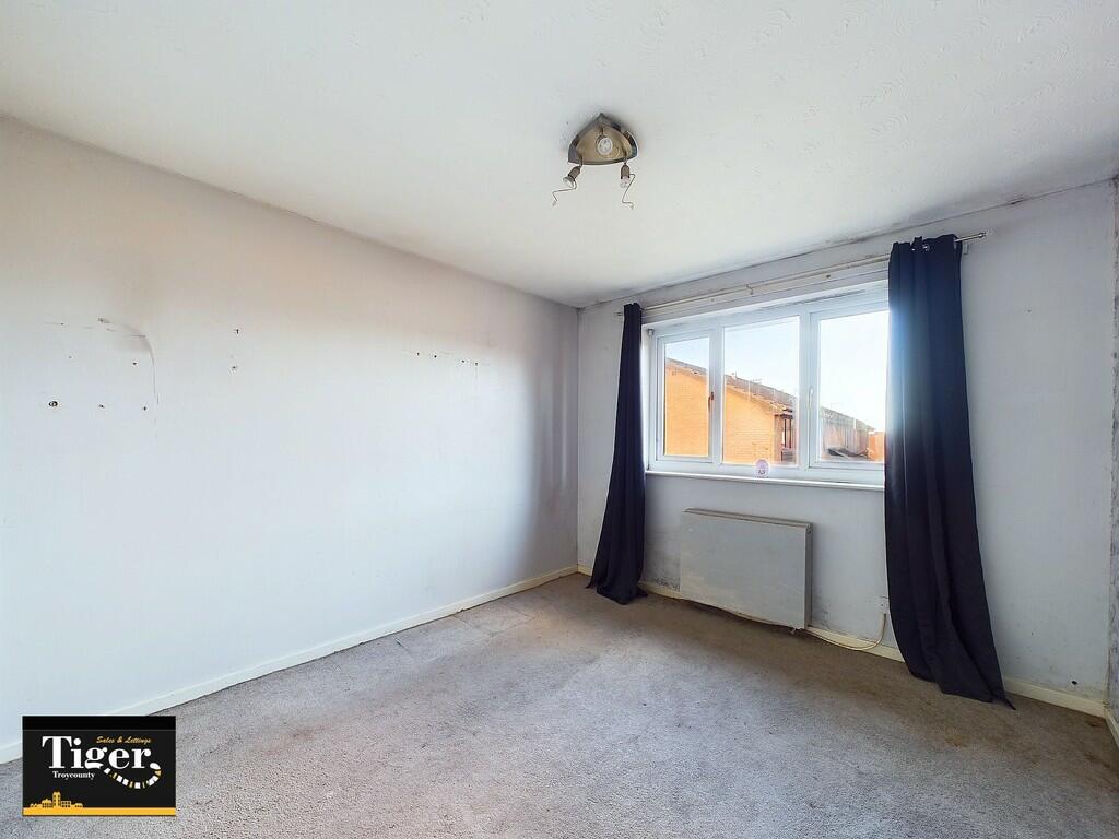 CAM02176G0-PR0409...